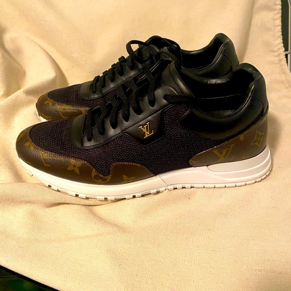 Louis Vuitton brown and black sneakers - Picture 2 of 2